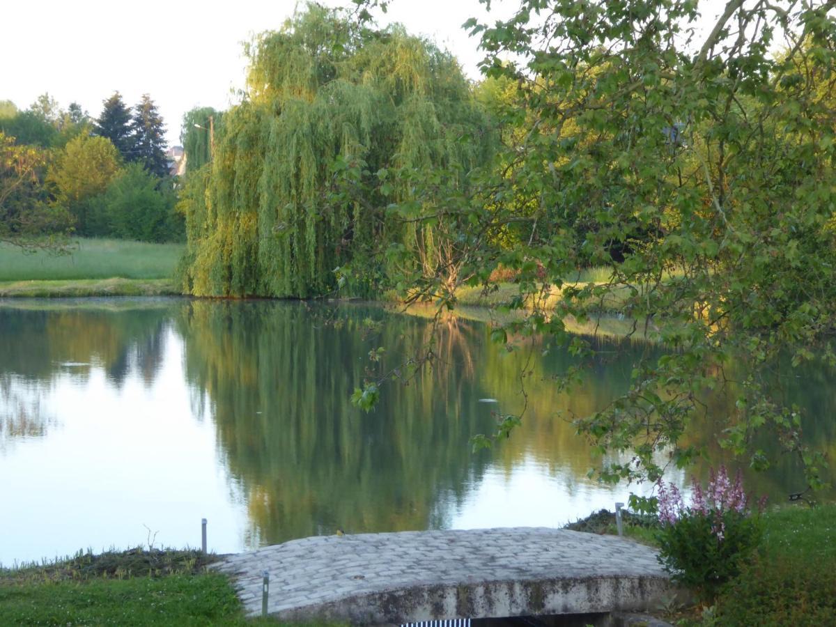Moulin Du Fief Gentil Bed & Breakfast Blere Екстериор снимка